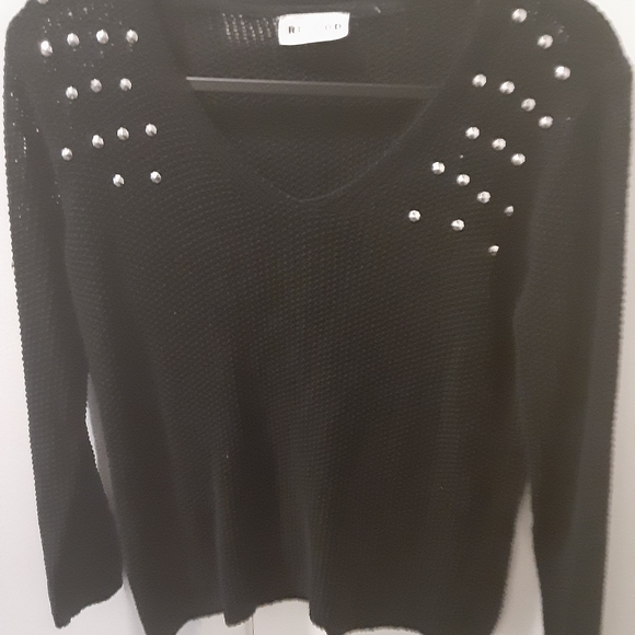 Long sleeve mesh style shirt - Picture 2 of 3
